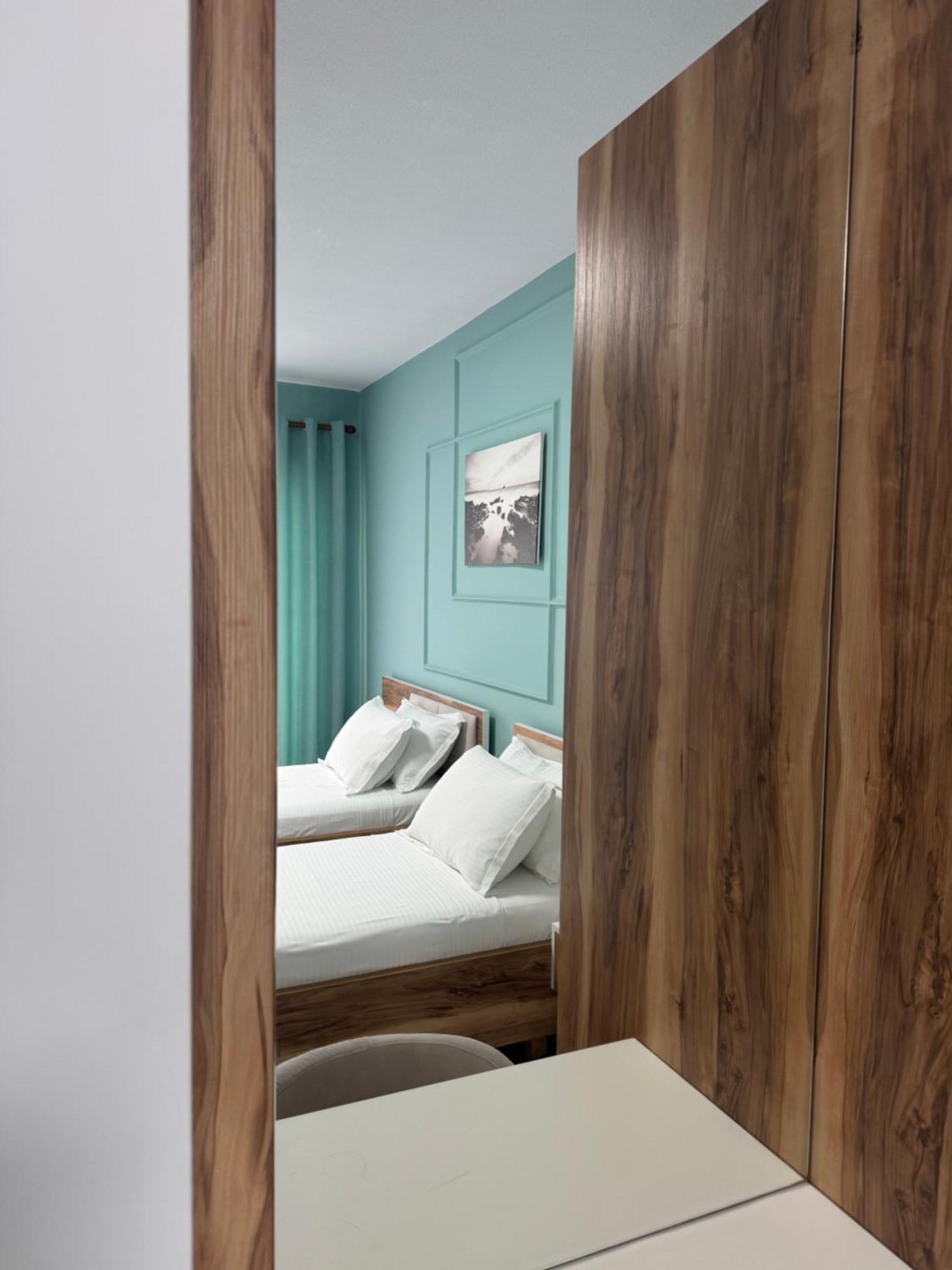 Compas Boutique Hotel โกเลม ภายนอก รูปภาพ